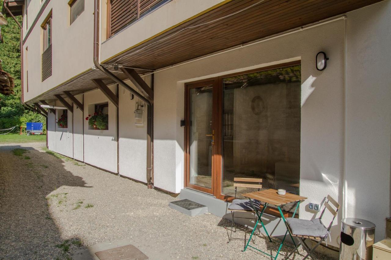 Hat Old Town Designer Apartments Braşov Exteriör bild
